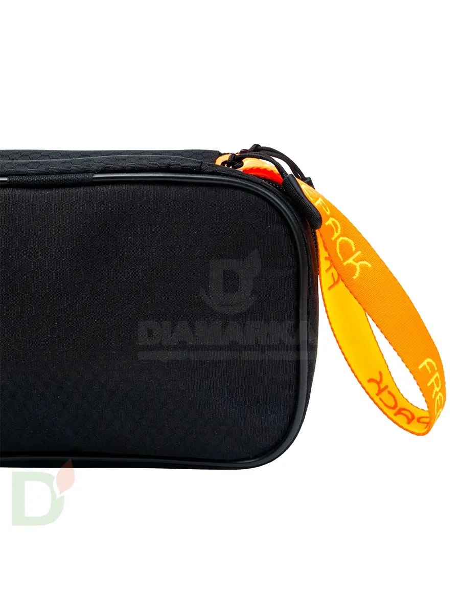 Термосумка (органайзер) FREEPACK д/4х ручек и средств самоконтроля чёрный (с гелевым пакетом)